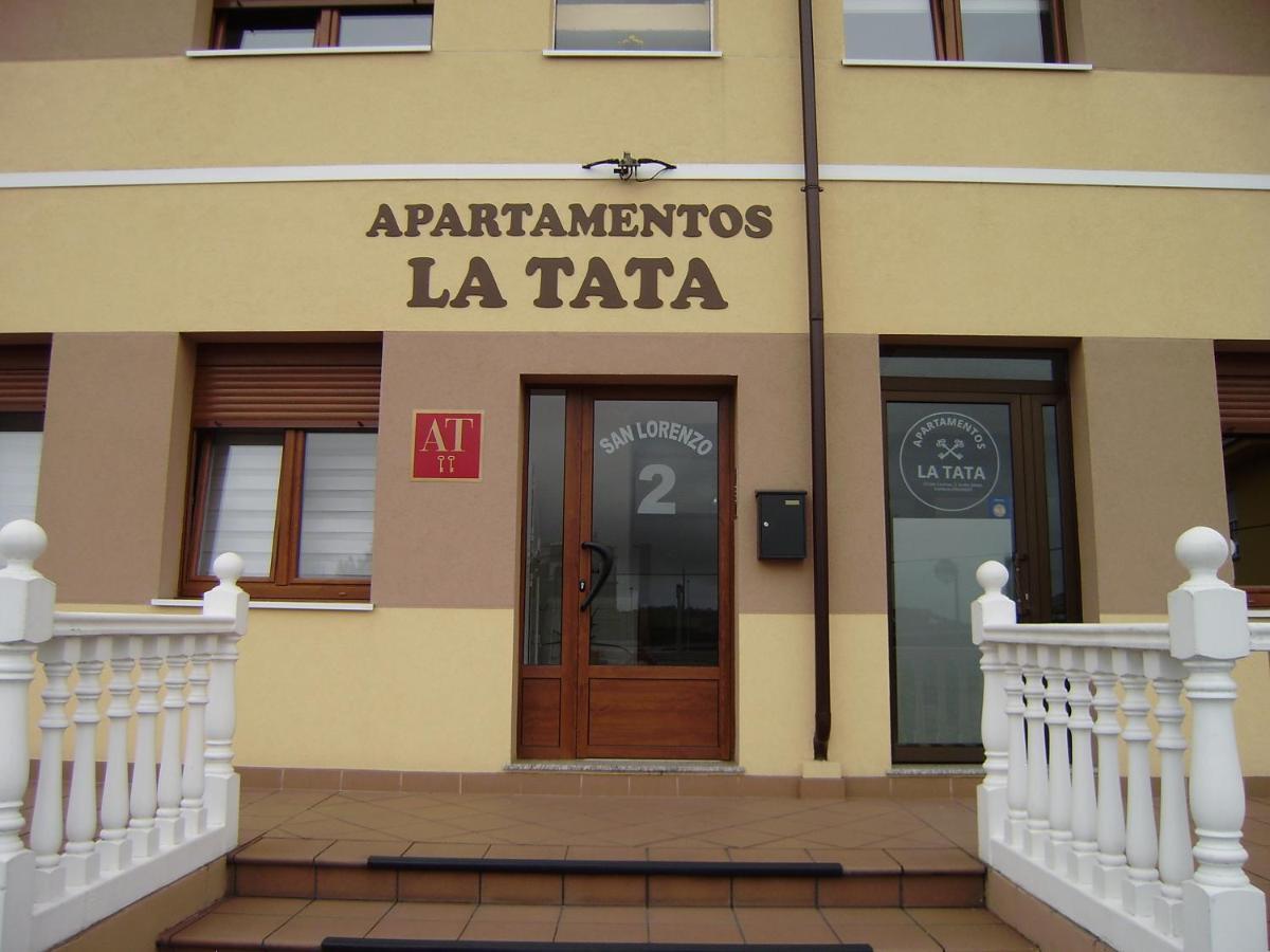 Apartamentos La Tata Aviles Bagian luar foto