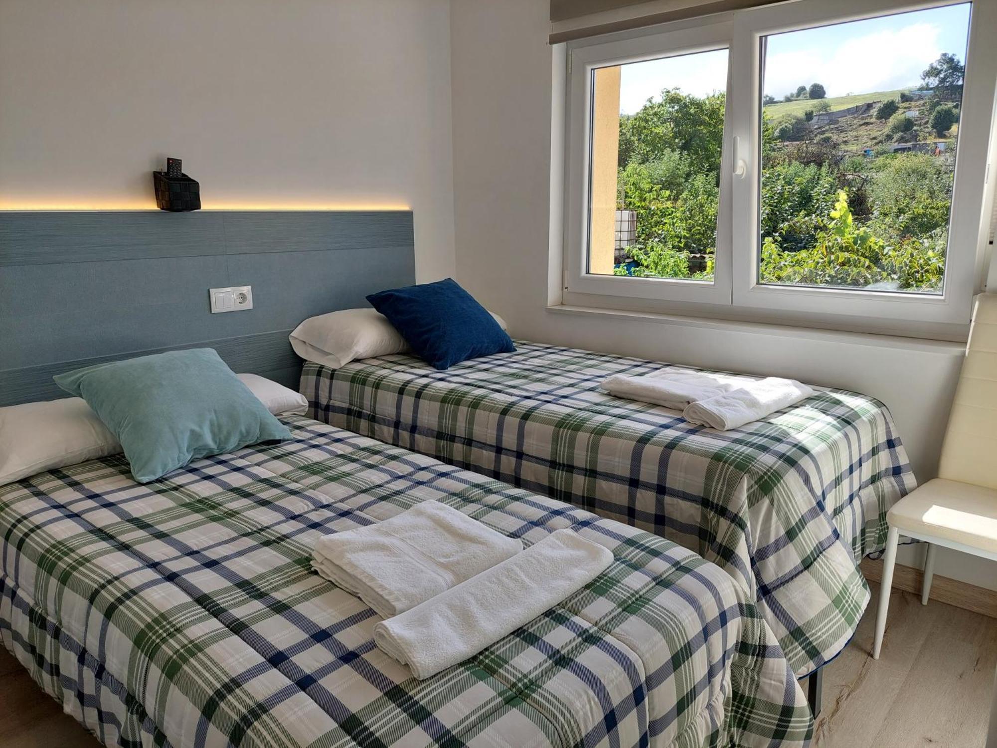 Apartamentos La Tata Aviles Bagian luar foto